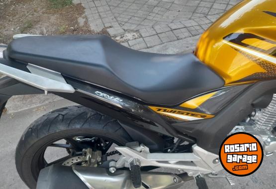 Motos - Honda Twister 250 2021 Nafta 9000Km - En Venta