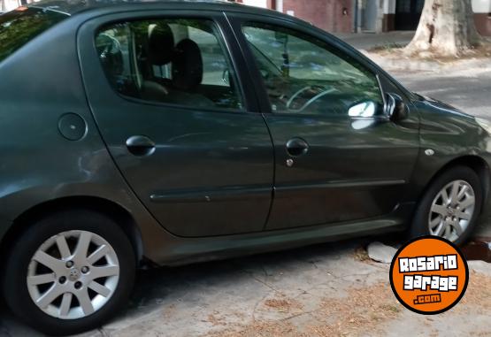 Autos - Peugeot 207 2010 Nafta 190000Km - En Venta