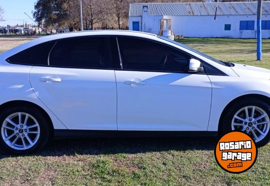 Autos - Ford Focus 2017 Nafta 160000Km - En Venta