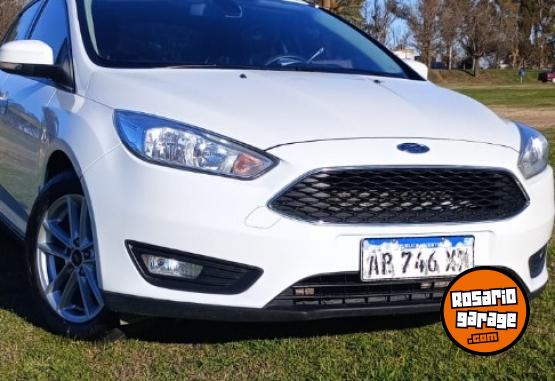 Autos - Ford Focus 2017 Nafta 160000Km - En Venta