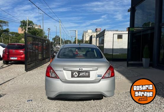 Autos - Nissan VERSA 1.6 SENSE PURE 2017 Nafta  - En Venta