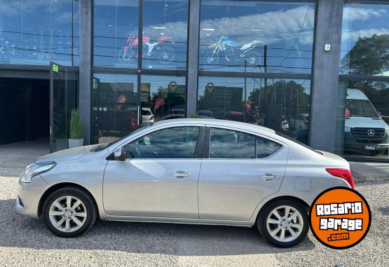 Autos - Nissan VERSA 1.6 SENSE PURE 2017 Nafta  - En Venta