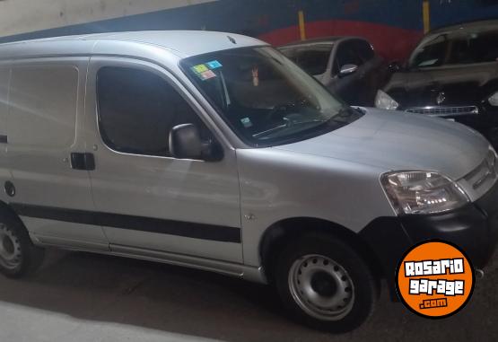 Utilitarios - Citroen Berlingo 2016 Nafta 96000Km - En Venta