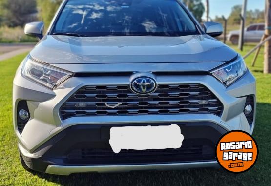 Camionetas - Toyota RAV4 limited hybrid 2019 Electrico / Hibrido 150000Km - En Venta