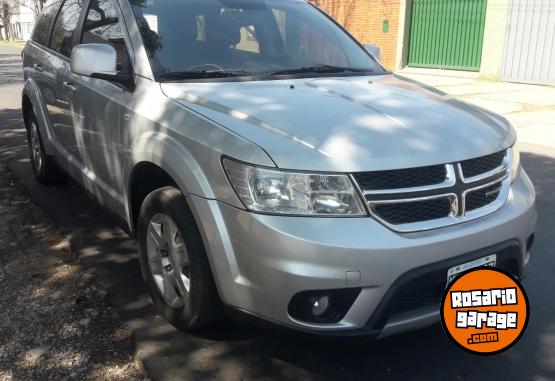 Camionetas - Dodge Journey SE 2.4 2011 Nafta 123000Km - En Venta