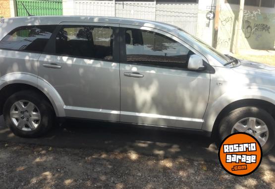 Camionetas - Dodge Journey SE 2.4 2011 Nafta 123000Km - En Venta