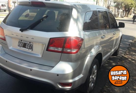 Camionetas - Dodge Journey SE 2.4 2011 Nafta 123000Km - En Venta