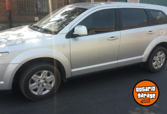 Camionetas - Dodge Journey SE 2.4 2011 Nafta 123000Km - En Venta