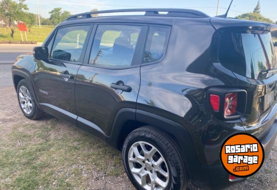 Camionetas - Chrysler Jeep renegase 1.8 AT 2018 Nafta 122000Km - En Venta