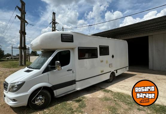 Camiones y Gras - Motorhome Sprinter 515 preparado para disfrutar - En Venta