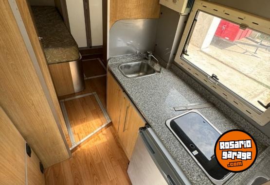 Camiones y Gras - Motorhome Sprinter 515 preparado para disfrutar - En Venta