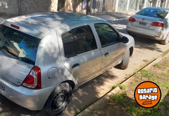 Autos - Renault Clio mio 2013 Nafta 200000Km - En Venta