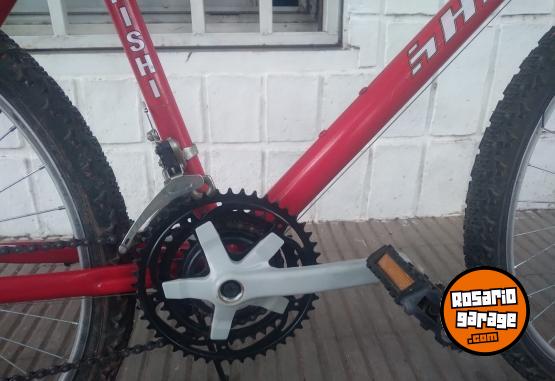 Deportes - BICICLETA MOUNTAIN BIKE RODADO: 26. MARCA: HISHI BIKES. MODELO: CAMEL. CON 18 CAMBIOS DE VELOCIDADES SHIMANO EXCELENTE ESTADO IMPECABLE - En Venta