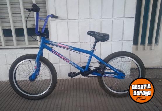 Deportes - BICICLETA BMX DE SALTO MARCA: TOP MEGA. RODADO: 20. MODELO: DIOMENES EXCELENTE ESTADO - En Venta