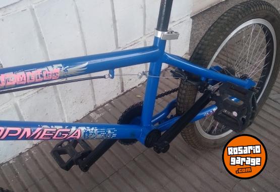 Deportes - BICICLETA BMX DE SALTO MARCA: TOP MEGA. RODADO: 20. MODELO: DIOMENES EXCELENTE ESTADO - En Venta