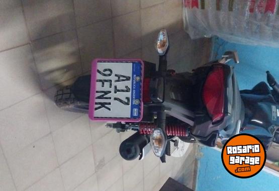 Motos - Honda Cb twister 125 2023 Nafta 6000Km - En Venta