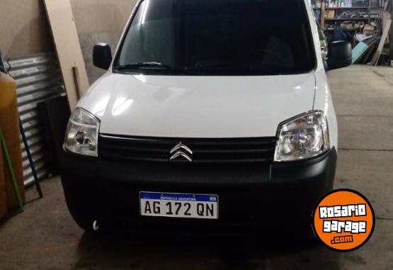 Utilitarios - Citroen Berlingo 2023 Diesel 29500Km - En Venta