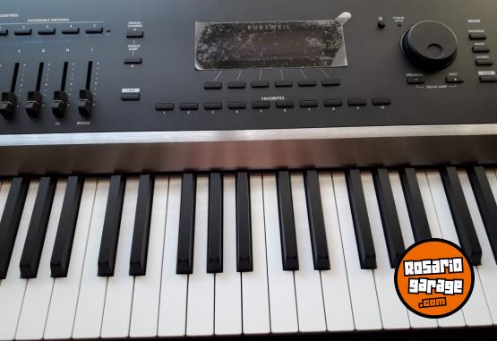 Instrumentos Musicales - KURZWEIL ARTIS - En Venta