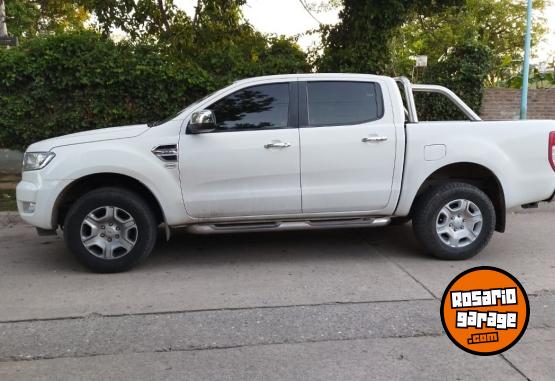 Camionetas - Ford XLT 4x2 AT 2017 Diesel 148700Km - En Venta