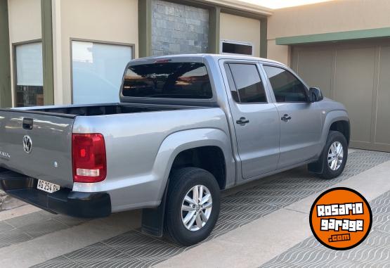 Camionetas - Volkswagen AMAROK TRENDLINE 2023 Diesel 35000Km - En Venta