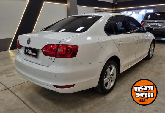 Autos - Volkswagen VENTO LUXURY 2.5L MANUAL 2012 Nafta 189000Km - En Venta