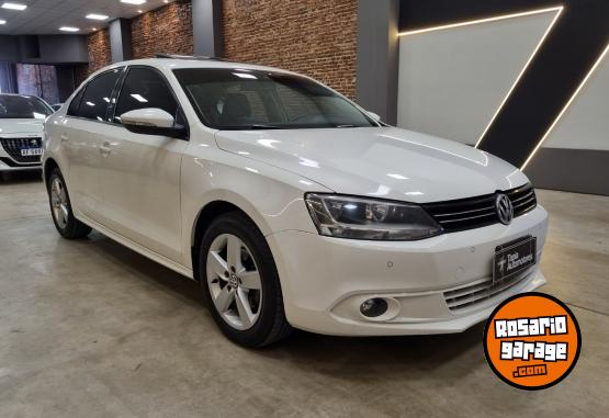 Autos - Volkswagen VENTO LUXURY 2.5L MANUAL 2012 Nafta 189000Km - En Venta