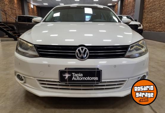 Autos - Volkswagen VENTO LUXURY 2.5L MANUAL 2012 Nafta 189000Km - En Venta