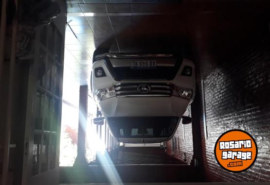 Camionetas - Toyota HILUX 2018 SRV 2018 Diesel 22000Km - En Venta