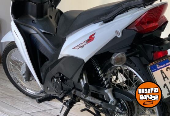 Motos - Honda Wave 2024 Nafta 8500Km - En Venta