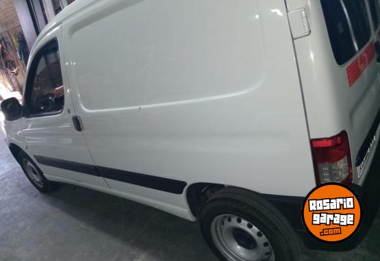 Utilitarios - Citroen Berlingo 2017 Diesel 120000Km - En Venta