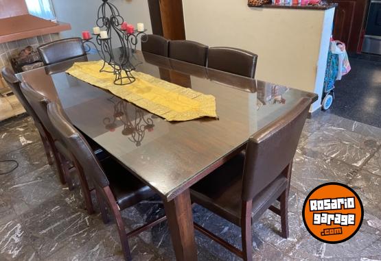 Hogar - Juego de comedor, mesa y 8 sillas - En Venta