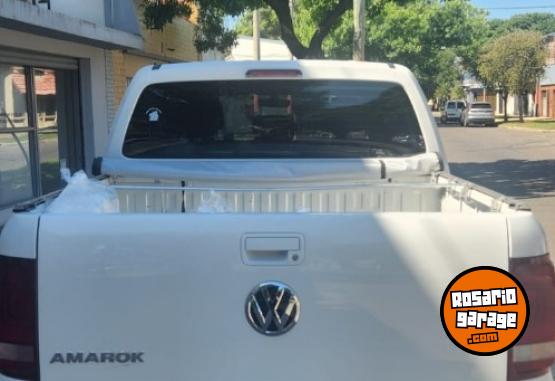 Camionetas - Volkswagen Amarok 2023 Diesel 17000Km - En Venta