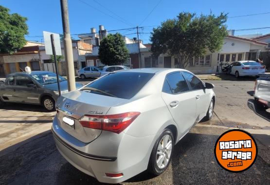 Autos - Toyota Corolla 2015 Nafta 80000Km - En Venta