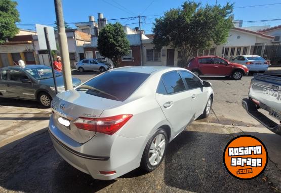 Autos - Toyota Corolla 2015 Nafta 80000Km - En Venta