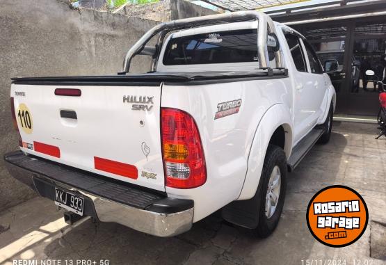 Camionetas - Toyota Hilux srv 2011 Diesel 220000Km - En Venta