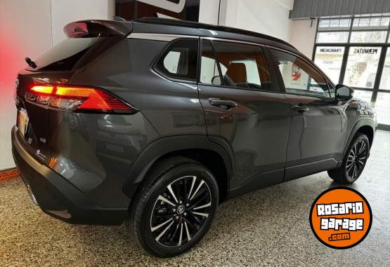 Autos - Toyota COTOLLA CROSS SE-G 2024 Nafta 0Km - En Venta