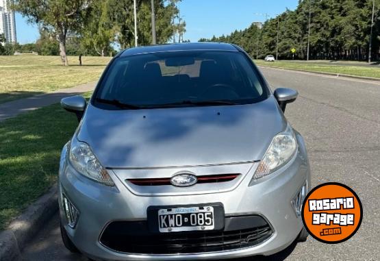 Autos - Ford fiesta 2012 Nafta 122700Km - En Venta