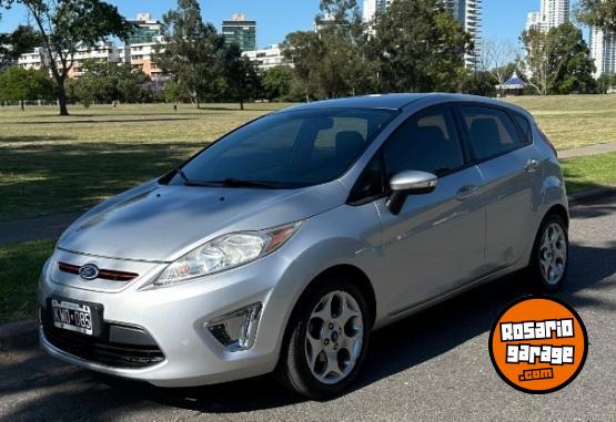 Autos - Ford fiesta 2012 Nafta 122700Km - En Venta