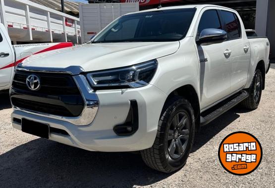 Camionetas - Toyota Hilux Srv 2021 Diesel 83000Km - En Venta