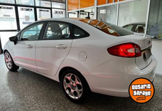 Autos - Ford FIESTA TREND PLUS 2013 Nafta 142000Km - En Venta