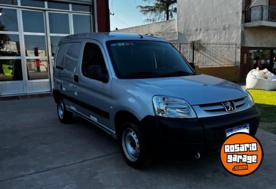 Utilitarios - Peugeot Partner 1.6 HDI 2022 Nafta 62000Km - En Venta