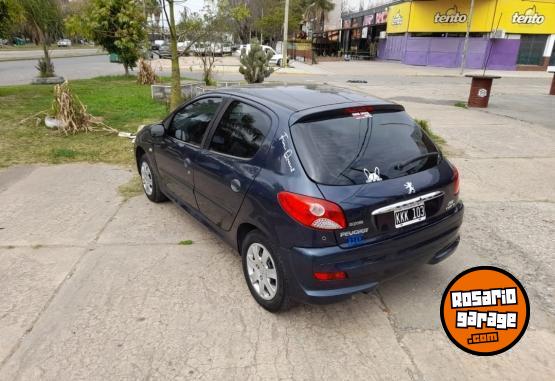 Autos - Peugeot 207 2011 GNC 160000Km - En Venta