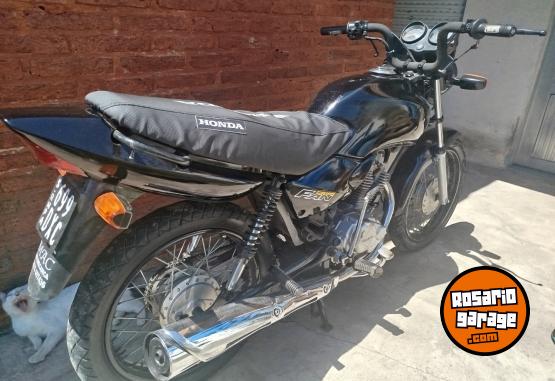 Motos - Honda Fan 2009 Nafta 16800Km - En Venta