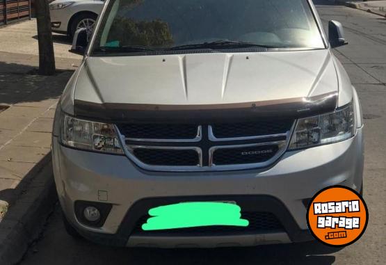 Camionetas - Dodge Journey SXT 2.4 7 filas 2012 Nafta 101000Km - En Venta