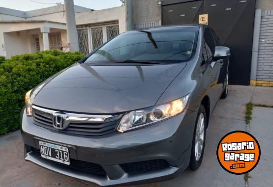 Autos - Honda Civic 2014 Nafta 113700Km - En Venta