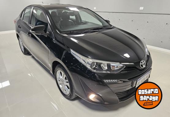 Autos - Toyota Yaris Xls Cvt 2019 Nafta 370Km - En Venta