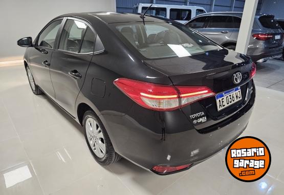 Autos - Toyota Yaris Xls Cvt 2019 Nafta 370Km - En Venta