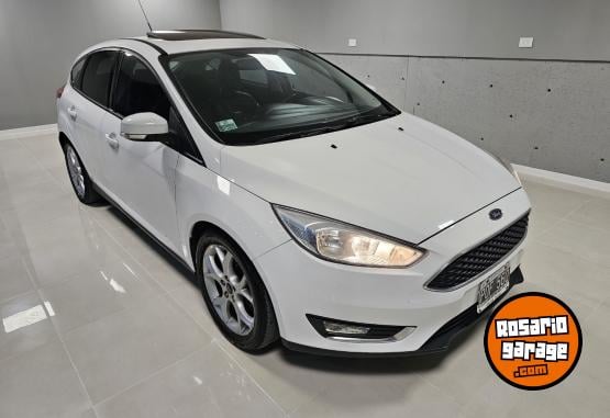 Autos - Ford Focus 2016 Nafta 130000Km - En Venta