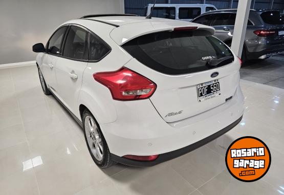 Autos - Ford Focus 2016 Nafta 130000Km - En Venta