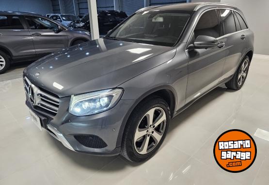 Camionetas - Mercedes Benz Glc300 4matic 2017 Nafta 120000Km - En Venta